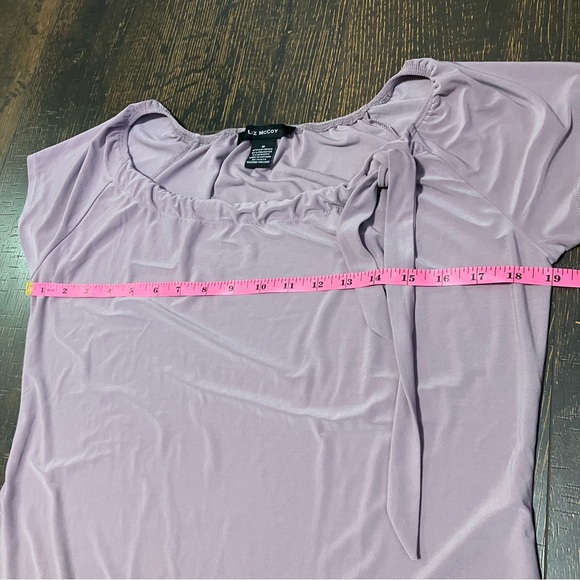 Liz McCoy | Mauve shortsleeve Top with Bow Detail - Picture 6 of 7